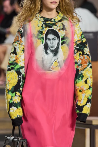 Look 81